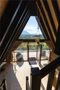 Afacere la cheie profitabilă sau casa de vacanță A-Frame in Sohodol,  Bran, Brasov - foto 5