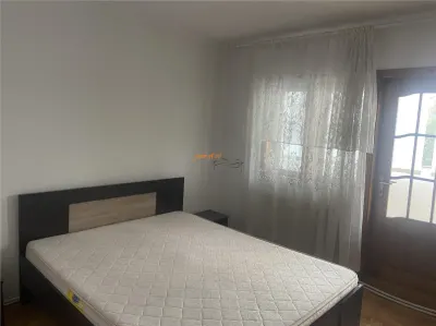 Apartament 3 camere de inchiriat in Focsani , zona ultracentrala , et 1/3 , 70 mp , mobilat - foto 17