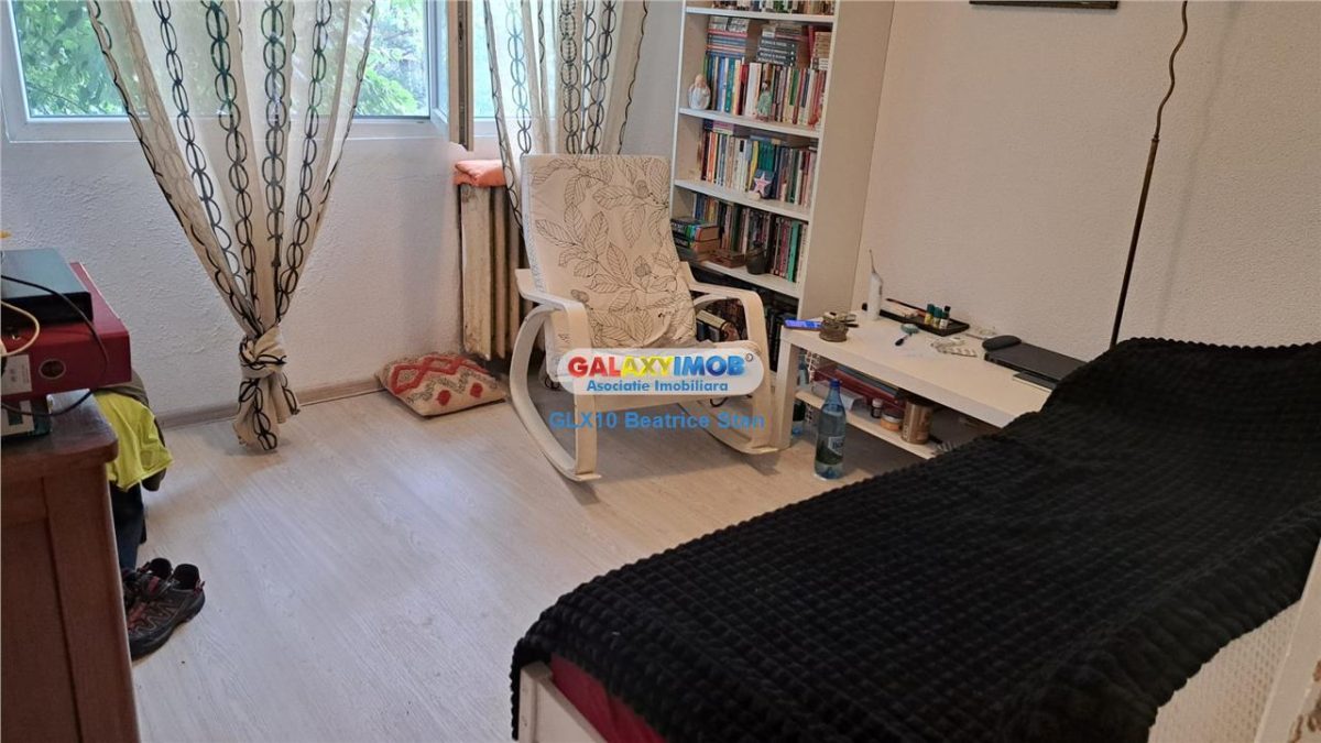 Vanzare apartament 3 camere decomandat METROU VALEA  IALOMITEI - Bucuresti