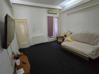 Vand Urgent Apartament 4 camere Alexandru Ioan Cuza Victoriei - foto 4