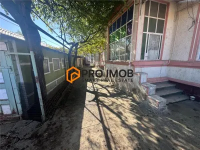 Casa tip parter zona Centru-Focsani - foto 14