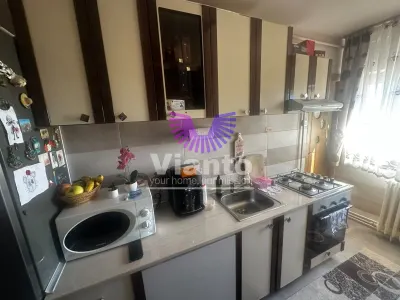 APARTAMENT 2 CAMERE 48MPU, CU BALCON -SEMAFORULUI - foto 4