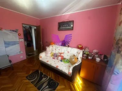 APARTAMENT 2 CAMERE 48MPU, CU BALCON -SEMAFORULUI - foto 7