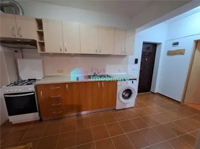 Apartament cu 2 camere G.Enescu zona universitatii - foto 3