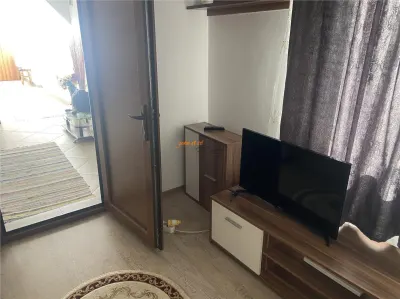 Casa de vanzare in sat Tataranu cu suprafata de 118 mp , teren 1287 mp, constructie moderna , mobilata complet - foto 22