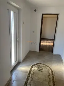 Casa de vanzare in sat Tataranu cu suprafata de 118 mp , teren 1287 mp, constructie moderna , mobilata complet - foto 23