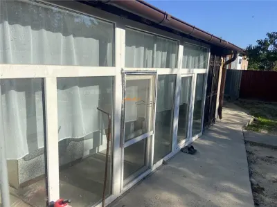Casa de vanzare in sat Tataranu cu suprafata de 118 mp , teren 1287 mp, constructie moderna , mobilata complet - foto 33