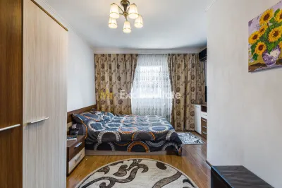 Apartament 2 camere decomandat - et 5/5 - foto 7
