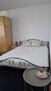 Apartament Ultracentral | 2 Camere Decomandate | 60 MP | Centrală Proprie | 450 € - foto 8