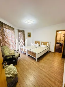 Casă de vânzare Cisnădie | Central | 120 mp | teren 400 mp - foto 5