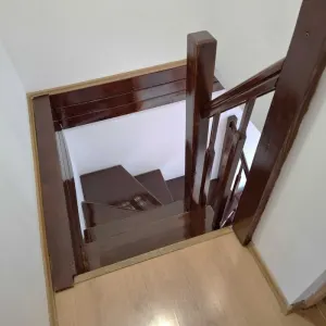 Zona Garii, living + 2 camere, scara interioara,mobilate,82600 Euro - foto 4