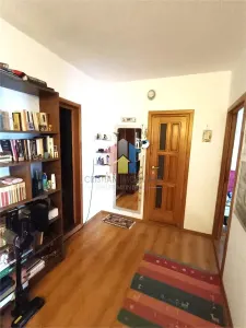 DUPLEX 3 camere , zona Calarasi -Continental 2 Bai, 112 MP - foto 4