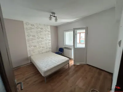 Apartament cu 2 camere de vanzare zona Piata Moldovei - foto 3