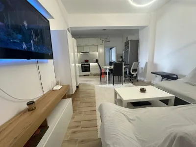 METROU TECLU - 3 CAMERE DECOMANDAT - ETAJ 7 - BLOC 2025 - Bucuresti