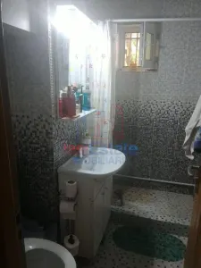 Apartament 3 camere, 53 mp, Alexandru cel Bun - Parter, centrala proprie, mobilat si utilat - foto 6