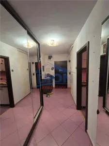 Natiunile Unite - Apartament  3 camere cu terasa , bloc 1991 - foto 16