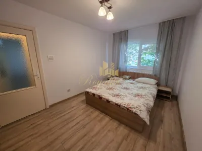 Apartament 2 camere, ETAJ 1,  zugravit recent- Zona Spitalului Judetean - foto 7