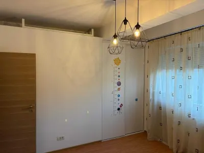 Mobilat si utilat cu 2 bai cu loc de parcare inclus - foto 5