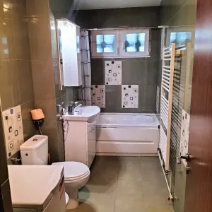 Apartament cu 3 camere de închiriat – Circumvalațiunii - foto 4