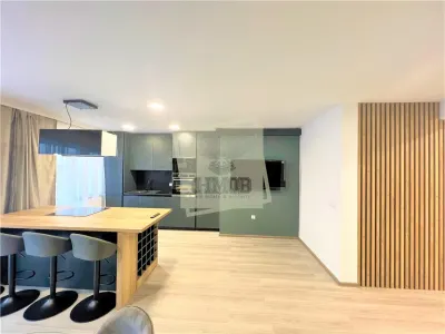 Pethouse de lux 4 camere 2 bai 2 terase si parcare in zona Centrala - foto 7