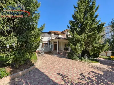 Casa de vanzare zona centrala Tulcea - foto 2