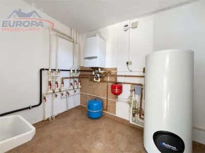 Casa de vanzare zona centrala Tulcea - foto 29