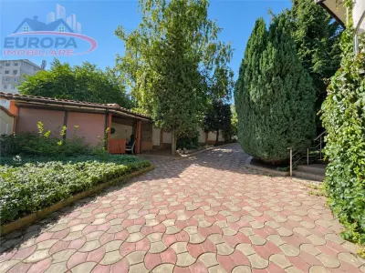 Casa de vanzare zona centrala Tulcea - foto 31