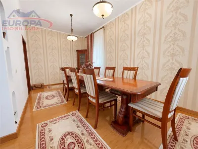 Casa de vanzare zona centrala Tulcea - foto 8
