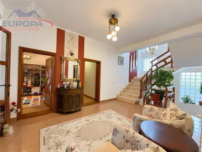 Casa de vanzare zona centrala Tulcea - foto 10