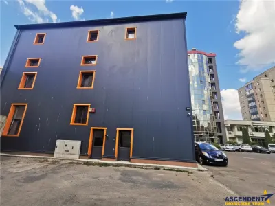 Spatiu de inchiriat, zona centrala, pretabil pentru diverse activitati, ideal sala fitness, dansuri, arte martiale, sport - foto 5