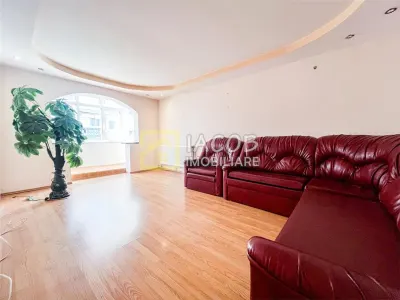 Apartament 3 camere decomandate | Etaj 1 | Str. Tudor Vladimirescu, Moinesti - Moinesti