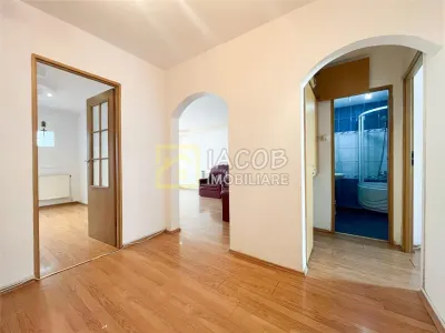 Apartament 3 camere decomandate | Etaj 1 | Str. Tudor Vladimirescu, Moinesti - foto 6