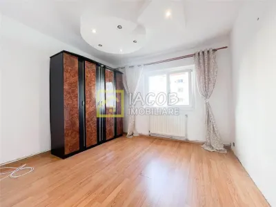 Apartament 3 camere decomandate | Etaj 1 | Str. Tudor Vladimirescu, Moinesti - foto 7