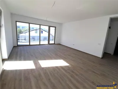 Decomandat si spatios, 62 mp utili, in bloc tip vila, Tractorul, Brasov - foto 11