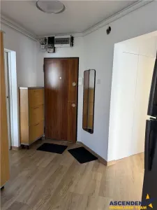 Imobil 2 camere, decomandat, complet renovat 2024, Grivitei, Brasov - foto 6