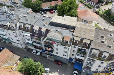 FILM! 2 camere decomandat, Central Covasna, balcon generos, priveliste deschisa, potential excelent de renovare - foto 15