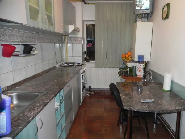 Apartament 2 camere Brașov - poza 1