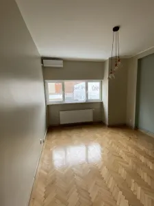 Proprietar, 2 camere 60 mp utili renovate · 2 balcoane · centrala proprie - foto 6