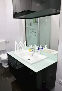 Penthouse 3 camere de închiriat | Șelimbăr | 244 mp - foto 12