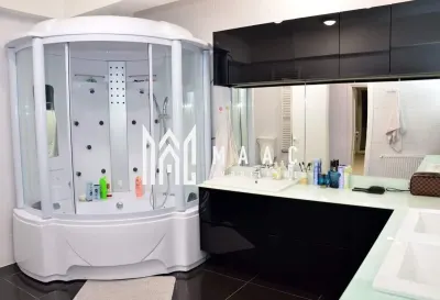 Penthouse 3 camere de închiriat | Șelimbăr | 244 mp - foto 10