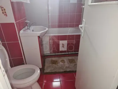 Imobiliare inchiriere apartament 3 camere - foto 3
