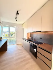 Apartament a cheie / trei camere / Zona Tineretului - foto 12