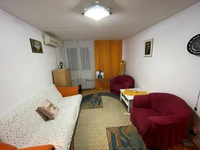 Inchiriere Apartament 2 Camere Semidecomandat Berceni-Secuilor - foto 2