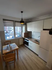 Persoana fizica inchiriez apartament cu 2 camere decomandate in complexul rezidential Iris - Cluj-Napoca