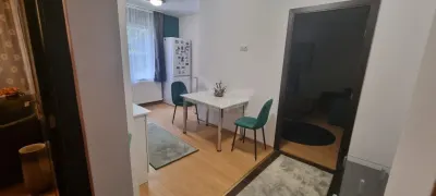 Ofer spre inchiriere apartament cu 2 camere - foto 5