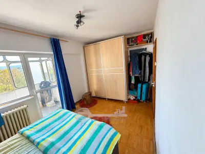 Apartament de vanzare 3 camere, 73 mp, 2 băi, mobilat și utilat, fără risc seismic – B-dul Socola - foto 2