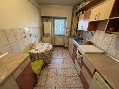 Apartament 3 camere decomandat, Podu Ros - BD. Socola - foto 3