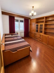 Apartament 3 camere Oradea - poza 4