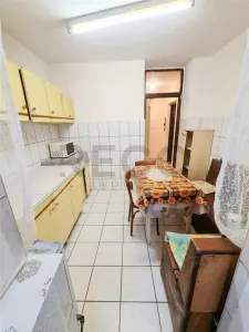 Apartament 3 camere Oradea - poza 7