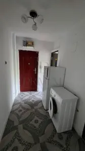 Complex, 2 Camere, Recent Renovat - foto 5